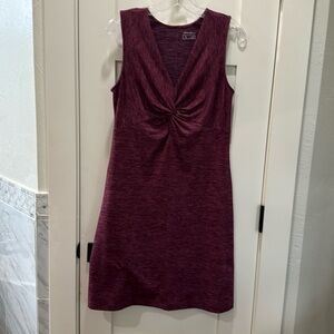 Eddie Bauer women’s sleeveless, front tie the knot dress. Size small gently used